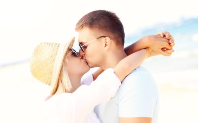 14 Tongue-Tingling Kisses to Strengthen Your FIFO Love